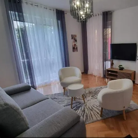 Sea And Sun Ankaran, Near The Beach, Free Parking, 80M2 *