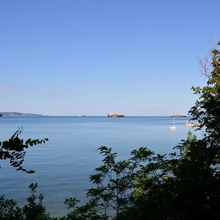 Sea And Sun Ankaran, Near The Beach, Free Parking, 80M2 Ankaran