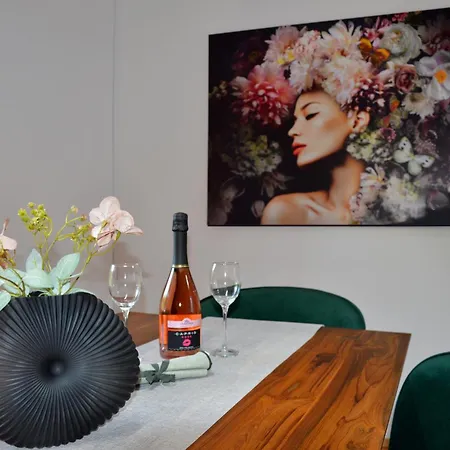 Sea And Sun Ankaran, Near The Beach, Free Parking And Wi-fi, Stunning Sunset, 80m2 Apartman