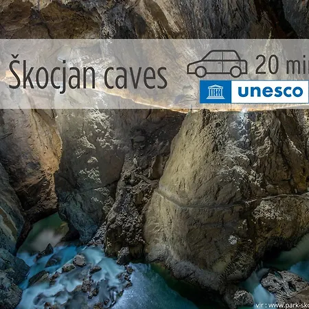 Apartamento Sea And Sun Ankaran, Near The Beach, Free Parking And Wi-fi, Stunning Sunset, 80m2 Ankaran