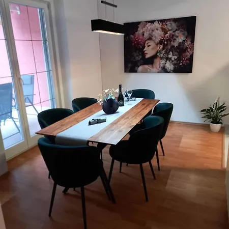 Sea And Sun Ankaran, Near The Beach, Free Parking And Wi-fi, Stunning Sunset, 80m2 Apartmán