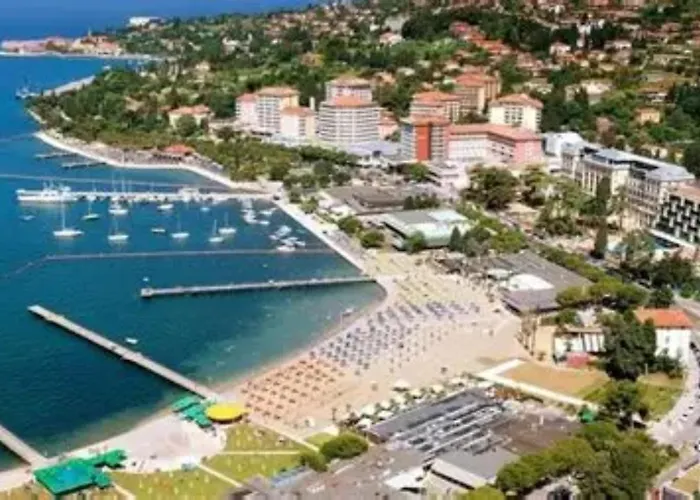 Sea And Sun Ankaran, Near The Beach, Free Parking And Wi-fi, Stunning Sunset, 80m2 Appartamento *