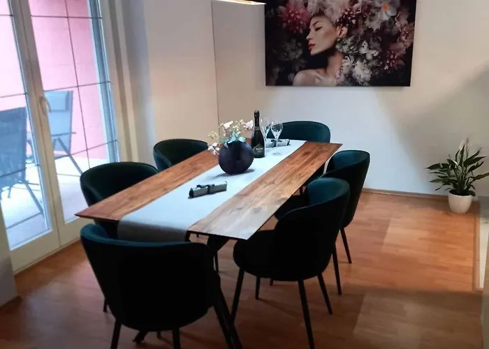 Sea And Sun Ankaran, Near The Beach, Free Parking And Wi-fi, Stunning Sunset, 80m2 Appartamento